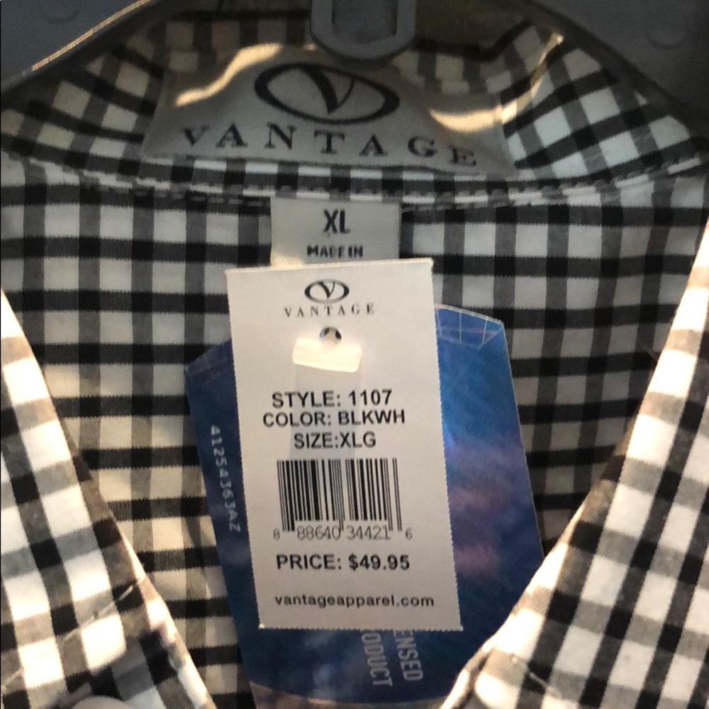 NWT Razorbacks - WooPig button down - Picture 3 of 4